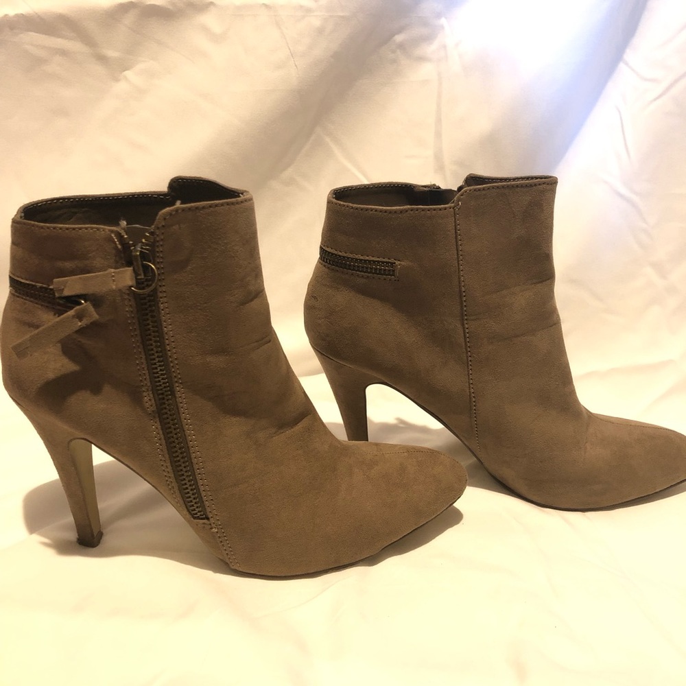 MIA Grey/Beige Booties